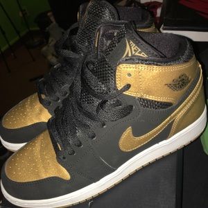Air Jordan 1 “Melo” Size 7Y